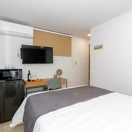 Barcelo Coliving Apartment Medellin Exterior photo